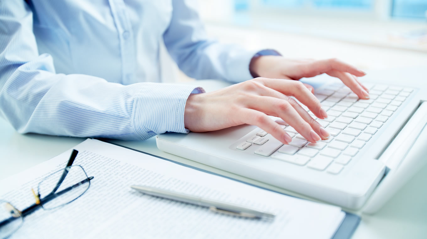 Documentation for international trade requirement including Customs declaration and Certificate of Origin